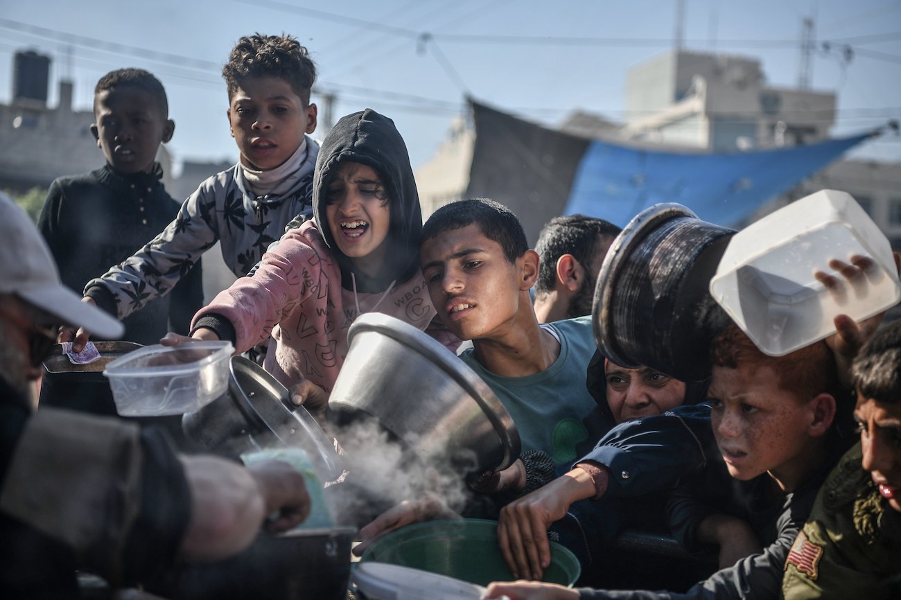 El Conflicto Palestino-Israelí: Un Análisis de las Violaciones a los Derechos Humanos en Gaza